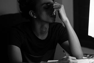 What the Internet Does to Writers Borders on Criminal