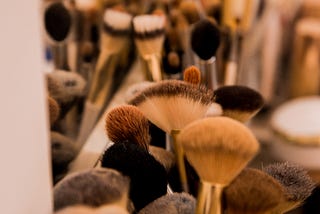 10 Types Of Make Up Brushes by Makeupbite