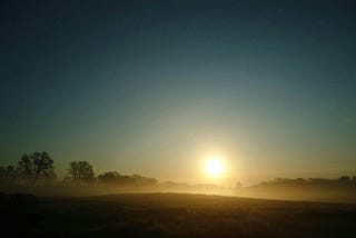 I Tried Waking Up at 5 AM for 30 Days — Here’s What Actually Changed