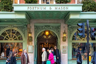 Festive Elegance on Your Table: Crafting a Fortnum & Mason Holiday Hamper