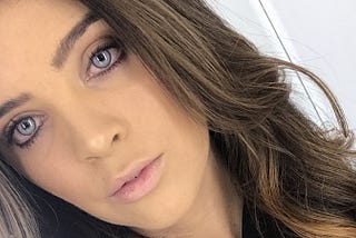 Things You Want To Be Well Versed With Before Doing a Cosmetic Eye Color Surgery