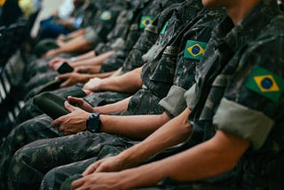 FORÇAS ARMADAS E A POLÍTICA NO BRASIL: PODER MODERADOR?
