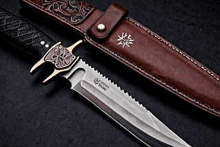 Kabar-Bowie-Knife-1