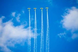 How Does Zookeeper Servers Remain In sync?