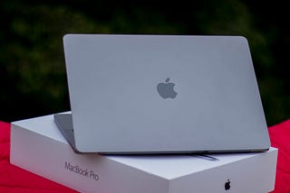 2 Reasons Why I’m Sticking With My Intel Macbook Pro