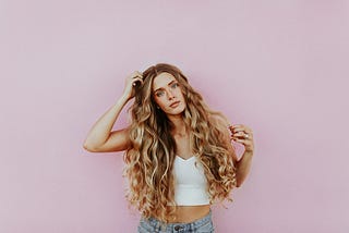 Unlock the Secret to Silky, Healthy Hair: Why You Should Start Using Hair Serum Today In UAE