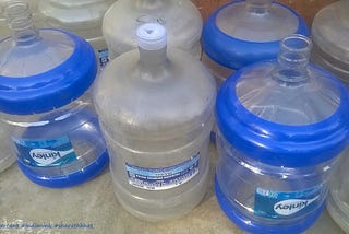 How how to give plastic cans a new lease of life.