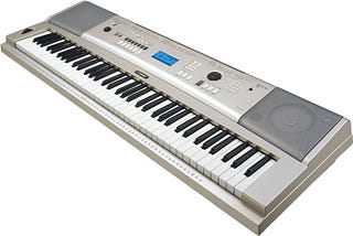 yamaha-ypg235-76-key-portable-grand-piano-1