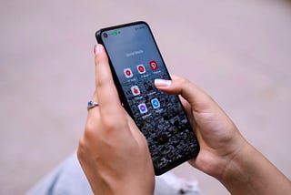 Get Instant Amazon Deals with Text Alerts - Never Miss a Bargain Again