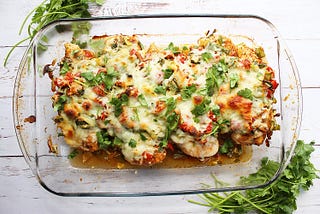 Salsa Fresca Chicken Bake
 This Salsa Fresca Chicken Bake makes an unbelievably delicious meal made in minutes full of fresh flavors like chicken, salsa, and cheese!