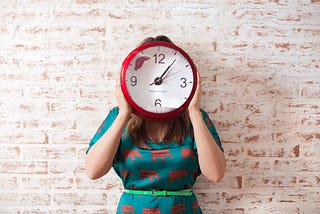 Why Hourly Rates Are a Bad Idea for Freelance Writers