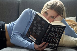 Sites That Pay Book Lovers to Read Books
