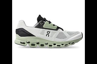 on-cloudstratus-9-5-white-black-mens-1