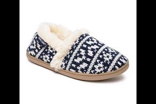 womens-minnetonka-dina-slippers-medium-navy-multi-1