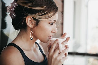 Your morning cup of tea can assist with weight loss in the event that you follow these 7 hints