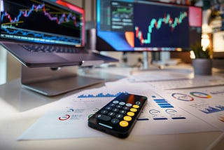 “Mastering Trading Signals with RSI: An Advanced Guide for Traders”