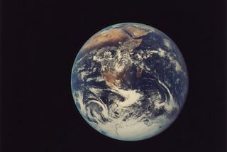 Photo of the earth in full disk taken from Apollo 17 in 1972
