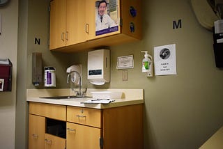 int. Doctor’s Office