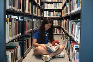 The Power of Extra Reading: How It Shapes Our Knowledge and Mind