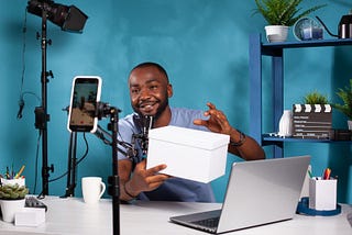 How to Select the Best Brand for Collaboration: Influencers Guide