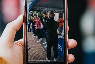 How to Show Up Confidently As a Writer on Social Media