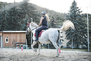5 Prominent Benefits of Horse Riding