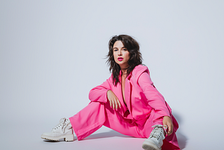 Katelyn McCulloch on ‘Everybody’s Meg,’ Building Hey Old Friend, and Learning to Celebrate Every…