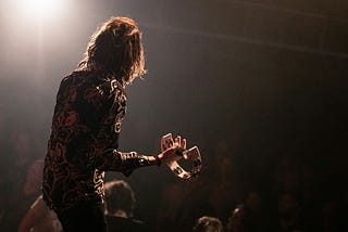 Singer with tambourine