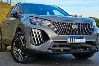 Peugeot 2008 e o Coração de Leão