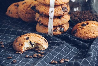 Baking Easy Vegan Mango Cookies