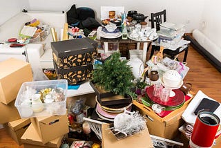 10 Useful Decluttering Tips for Hoarders to Overcome Their Stuff