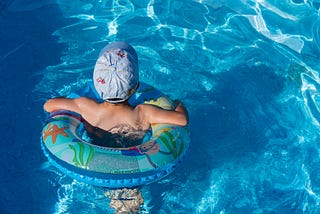 After Another Scorching Summer, Cities Should Consider Pool Sharing