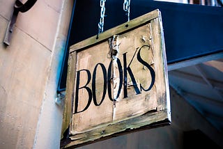 7 BUSINESS BOOKS EVERY ENTREPRENEUR SHOULD READ