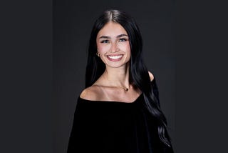 High School Cheerleader Left Brain Dead After Being Caught in Crossfire