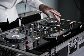 Mastering the Mix: Using Social Media Effectively as a DJ