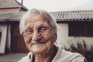 These 45 Life Lessons From A 90-Year-Old Made Me Rethink Life — And You Will Too