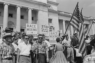 Little Rock, Arkansas, printed in 1959. Rally at the state capitol, protesting the integration of Central High School. Photograph by John T. Bledsoe. Source: Library of Congress, Public Domain,