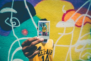 A look at the implementation of "stories" in social media