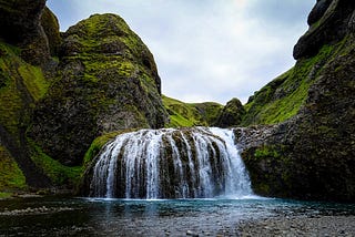 Waterfall (Şelale) Metodolojisi: Kesintisiz ve Sıralı Bir Proje Yönetimi🌊