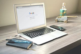 原來 Eigenvector跟「Google找給我神秘的網站」有關…?