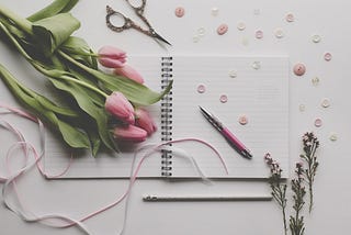 How To Build a Daily Affirmation Journaling Routine