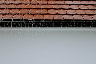 Advantages and Disadvantages of Pitched Roof in Nottingham