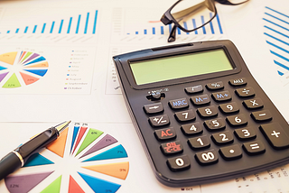 2 Wealth Management Stocks That Beat The Market