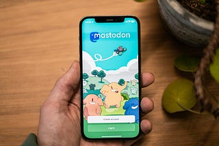 Decentralized Social Media: A Real Alternative or Just Another Trend?
