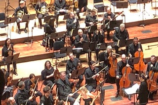 Anne-Sophie Mutter takes a bow after her interrupted performance with the Cincinnati Symphony Orchestra.