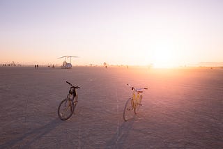 Going nowhere? Analyzing the “Spanish Burning Man” website.