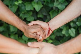 A Way to Mutually Learn What is Between Us: The art of one-to-one and many-to-many relationships