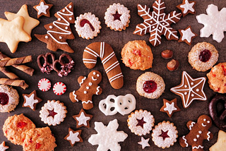 9 famous Christmas cookies in different countries