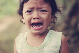 別讓孩子的哭泣成為情緒勒索