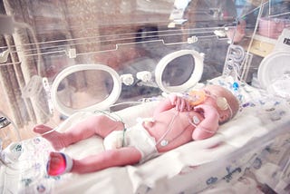 Small but Mighty: How Parents of Premature and NICU Babies Find Strength in Facebook groups